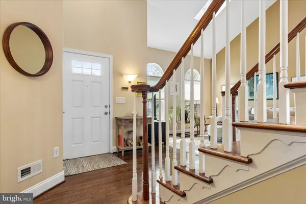 Property Slideshow image 3 of 35 | 106 shire dr, Norristown, PA, 19403