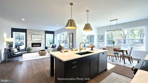 Property Slideshow image 2 of 25 | 154 sunrise ln, Ephrata, PA, 17522