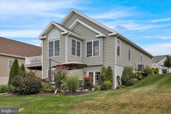 Property Slideshow image 3 of 53 | 459 valor dr, Lititz, PA, 17543
