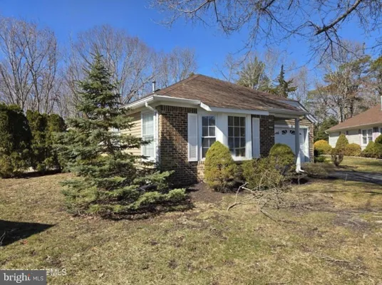 Property Slideshow image 2 of 35 | 13 dove tree ct, Barnegat, NJ, 08005