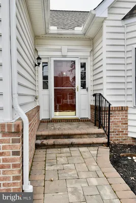 Property Slideshow image 2 of 35 | 55 devalinder dr, Newark, DE, 19702