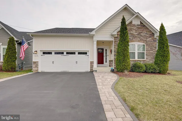 Property Slideshow image 3 of 60 | 3150 sunny ridge dr, Odenton, MD, 21113