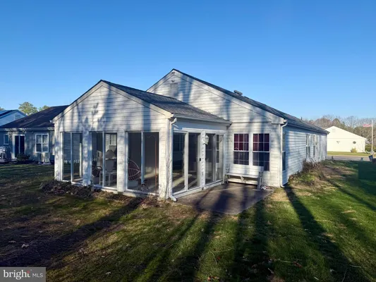 Property Slideshow image 3 of 23 | 116 buckingham dr, Southampton, NJ, 08088