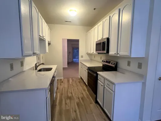 Property Slideshow image 3 of 13 | 30 patterson ave 30, Norristown, PA, 19401