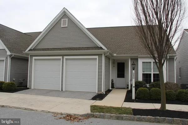 Property Slideshow image 3 of 23 | 240 asbury ln, Strasburg, PA, 17579