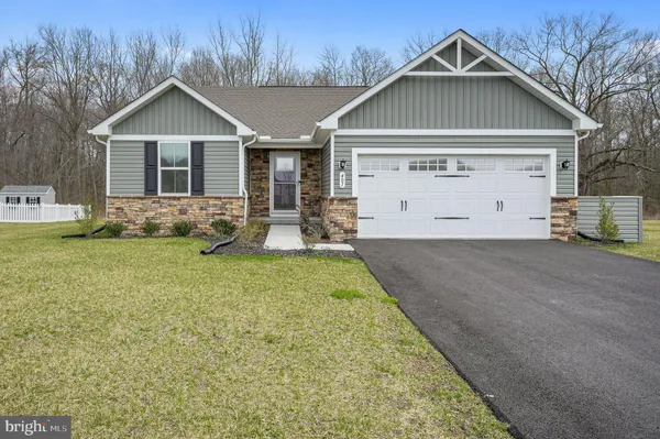 Property Slideshow image 3 of 40 | 401 alezach dr, Dover, DE, 19901