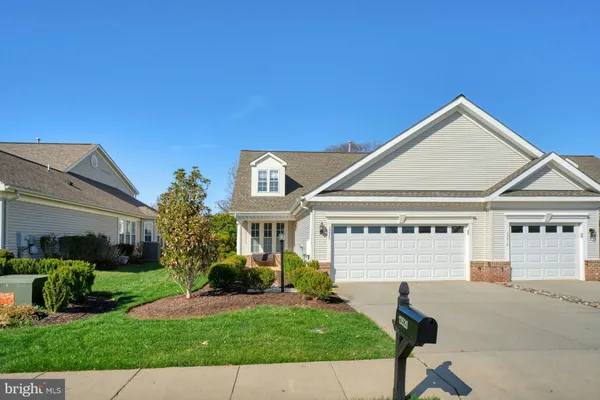 Property Slideshow image 3 of 57 | 13520 norwick pl, Gainesville, VA, 20155