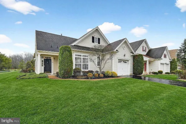 Property Slideshow image 2 of 36 | 164 tunicflower ln, Princeton Junction, NJ, 08550