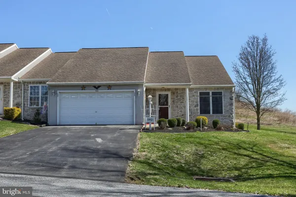 Property Slideshow image 3 of 49 | 592 n 16th st, Lebanon, PA, 17046