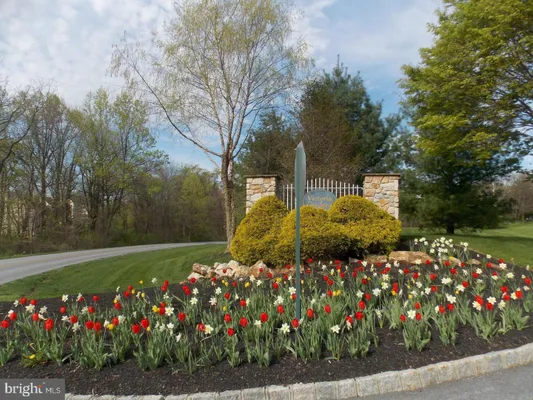 Property Slideshow image 2 of 56 | 403 winterberry dr, Kennett Square, PA, 19348