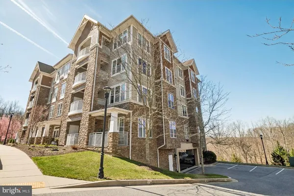 Property Slideshow image 2 of 42 | 17 clay lodge ln 103, Catonsville, MD, 21228