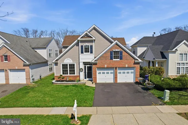 Property Slideshow image 3 of 62 | 12 cardinalflower ln, Princeton Junction, NJ, 08550