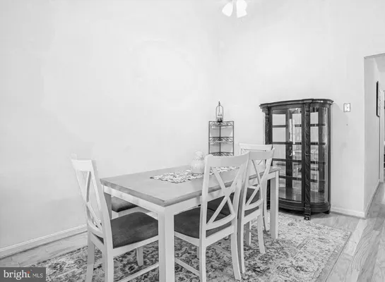 Property Slideshow image 3 of 23 | 1955 marconi cir, Annapolis, MD, 21401