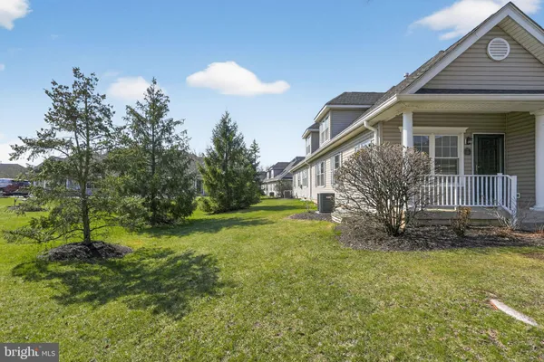 Property Slideshow image 3 of 37 | 56 liberty dr, Bensalem, PA, 19020