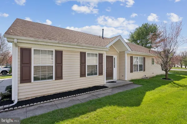 Property Slideshow image 3 of 34 | 29 grandview pl, Sewell, NJ, 08080