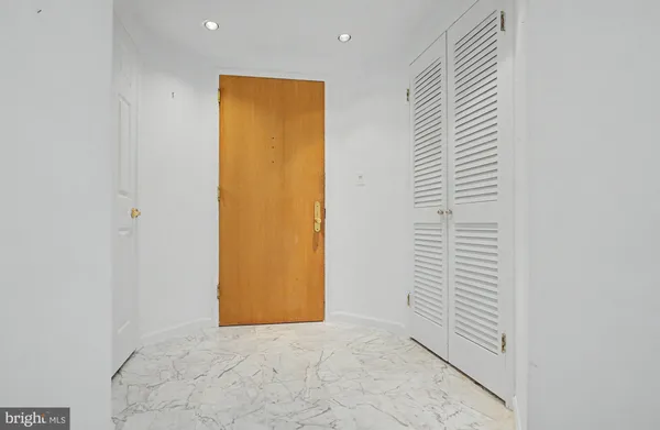 Property Slideshow image 2 of 42 | 930 astern way 304, Annapolis, MD, 21401