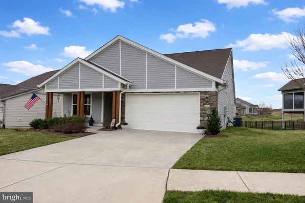 Property Slideshow image 2 of 71 | 136 mallard dr, Lake Frederick, VA, 22630