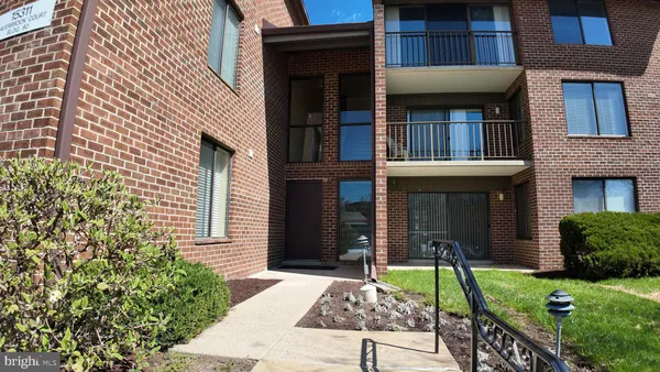 Property Slideshow image 3 of 36 | 15311 beaverbrook ct 90-3b, Silver Spring, MD, 20906