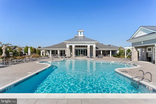 Property Slideshow image 3 of 17 | 352 topside dr 229, Stevensville, MD, 21666