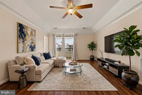 Property Slideshow image 2 of 62 | 6150 shadywood rd 401, Elkridge, MD, 21075