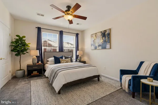 Property Slideshow image 3 of 62 | 6150 shadywood rd 401, Elkridge, MD, 21075