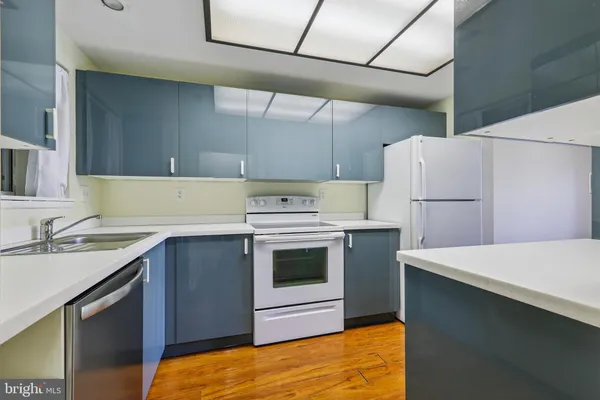 Property Slideshow image 2 of 35 | 15401 bassett ln 45-2c, Silver Spring, MD, 20906