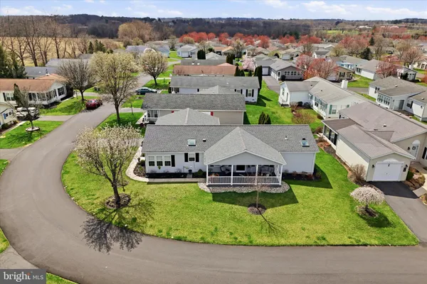 Property Slideshow image 3 of 35 | 248 thrush cir, New Hope, PA, 18938