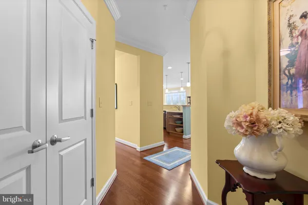 Property Slideshow image 3 of 41 | 17 clay lodge ln 304, Catonsville, MD, 21228