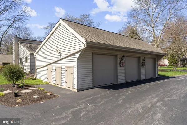 Property Slideshow image 2 of 41 | 483 eaton way, West Chester, PA, 19380