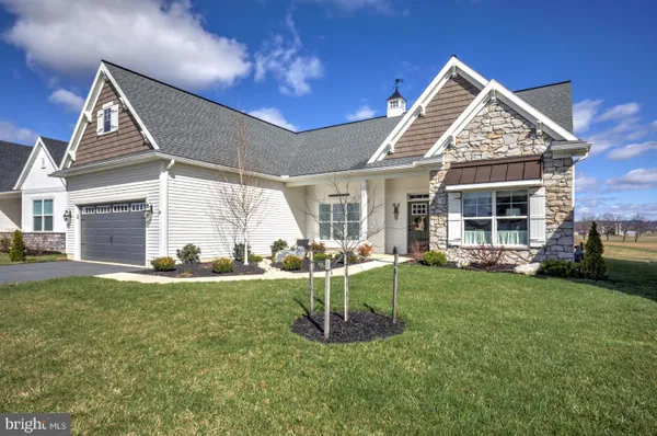 Property Slideshow image 2 of 50 | 133 wyndale dr, Ephrata, PA, 17522