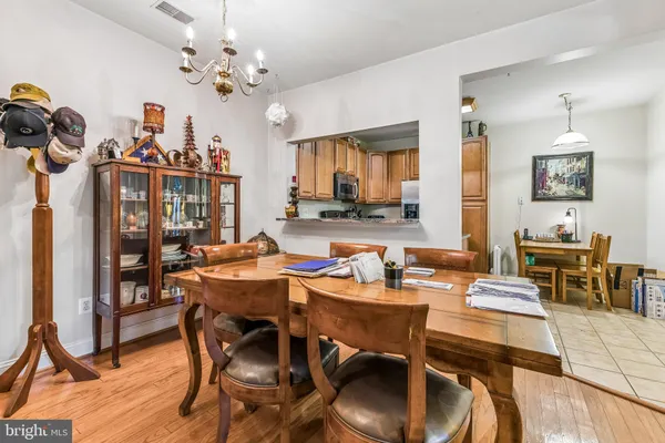 Property Slideshow image 2 of 29 | 13891 chelmsford dr, Gainesville, VA, 20155