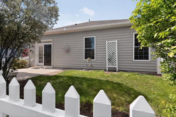 Property Slideshow image 3 of 36 | 20598 crescent pointe pl, Ashburn, VA, 20147