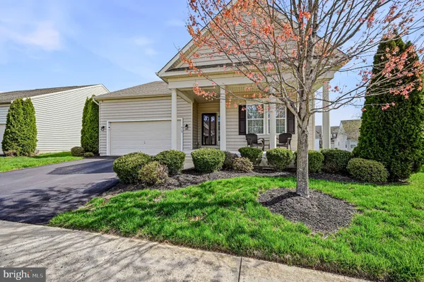 Property Slideshow image 2 of 41 | 515 hambleton ln, Newark, DE, 19702