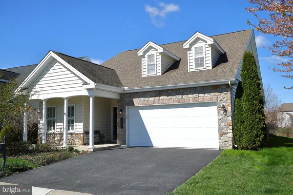 Property Slideshow image 2 of 36 | 483 allegiance dr, Lititz, PA, 17543