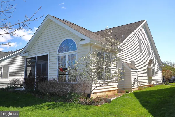 Property Slideshow image 3 of 36 | 483 allegiance dr, Lititz, PA, 17543