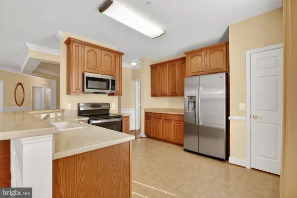 Property Slideshow image 3 of 26 | 8600 liberty trl 204, Manassas, VA, 20110