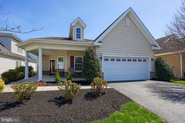 Property Slideshow image 2 of 69 | 1444 emerson dr, Mount Joy, PA, 17552