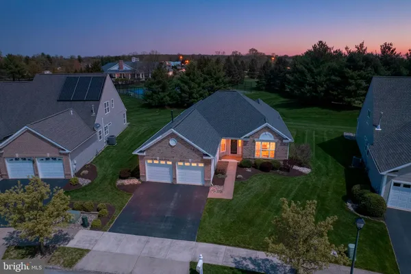 Property Slideshow image 2 of 38 | 534 whispering trl, Middletown, DE, 19709