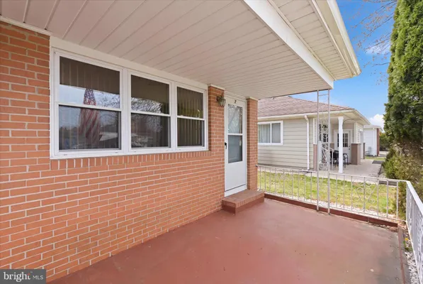 Property Slideshow image 3 of 32 | 7 pavilion st, Toms River, NJ, 08757