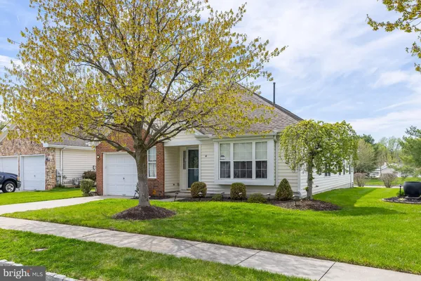 Property Slideshow image 3 of 23 | 41 grandview pl, Sewell, NJ, 08080