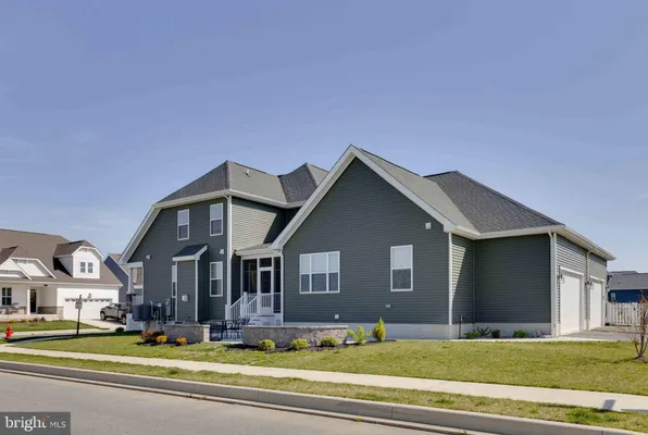 Property Slideshow image 2 of 57 | 200 fox st, Milton, DE, 19968