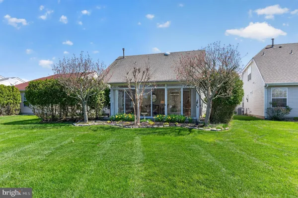 Property Slideshow image 3 of 31 | 152 indigo dr, Mount Laurel, NJ, 08054