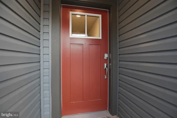 Property Slideshow image 3 of 29 | 1358 crested wood dr, Laurel, MD, 20724