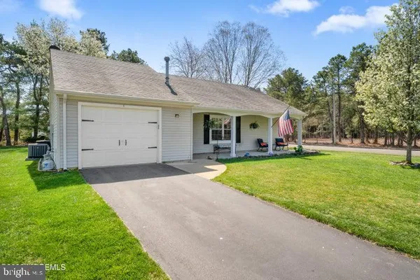 Property Slideshow image 2 of 39 | 6 wales ct, Forked River, NJ, 08731