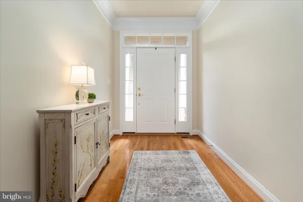 Property Slideshow image 2 of 60 | 13972 real quite ct, Gainesville, VA, 20155