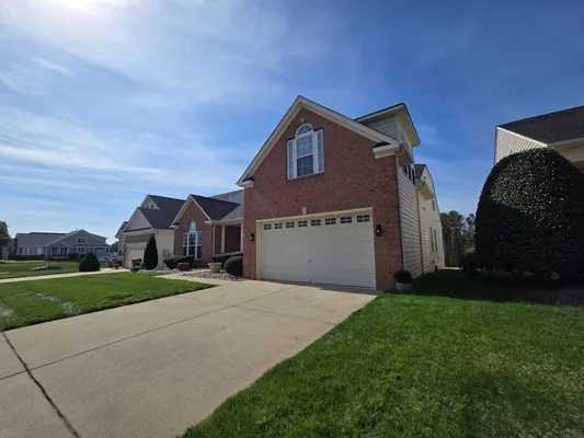 Property Slideshow image 2 of 65 | 5104 sewells pointe dr, Fredericksburg, VA, 22407