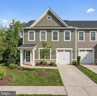 Property Slideshow image 2 of 31 | 5713 finley rose ct, Fredericksburg, VA, 22407