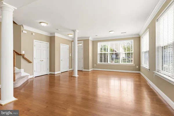 Property Slideshow image 3 of 30 | 3141 heartleaf ln, Waldorf, MD, 20603