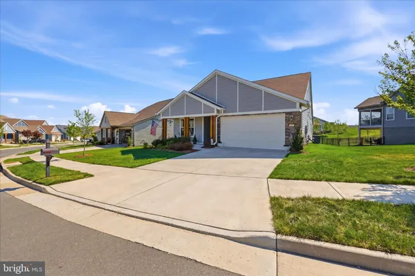 Property Slideshow image 3 of 69 | 136 mallard dr, Lake Frederick, VA, 22630