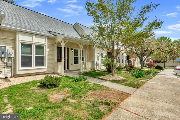 Property Slideshow image 3 of 37 | 928 riversedge cir, Annapolis, MD, 21401